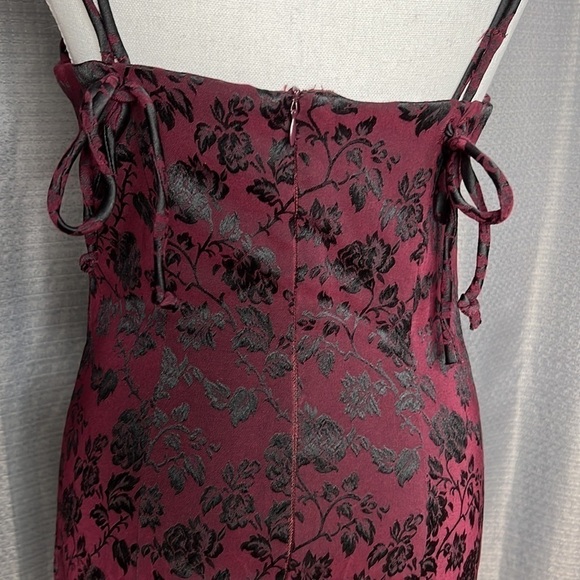 A-LIST BY WRAPPER SIZE 9 PURPLE & BLACK DRESS - Picture 5 of 9